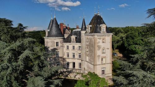 Saint-Bonnet-les-Oules Lit Et Petit-Déjeuner | Château de Saint Bonnet les Oules