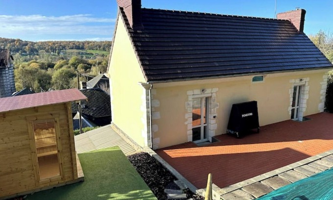 Montfort-sur-Risle Maison | Château de la folie