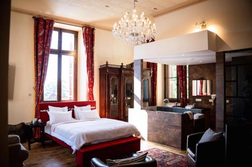 Les Pradeaux Maison | Château de la Grange Fort