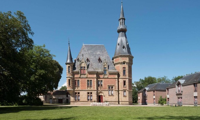 Cosne-d'Allier Maison | Château de Petit Bois