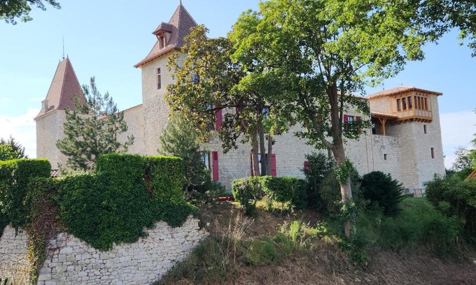 Saint-Eutrope-de-Born Maison | Château de Scandaillac