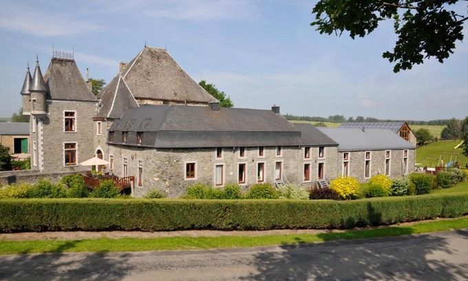 Sainte-Ode Maison | Château Ferme de Laval