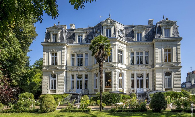 Saumur Hôtel | Château La Comtesse de Loire & Spa