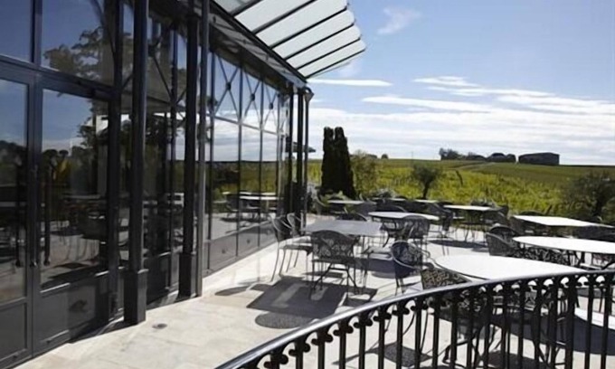 Lussac Maison | Château la Rose Perriere