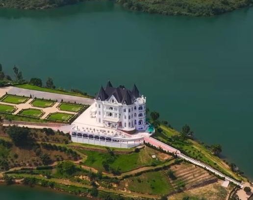 Kibuye Hôtel | Château le Marara
