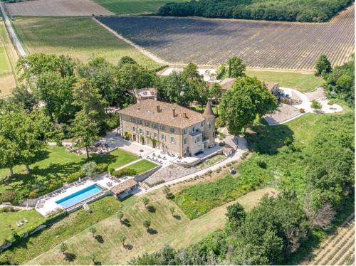 Charols Hôtel | Château Les Oliviers de Salettes