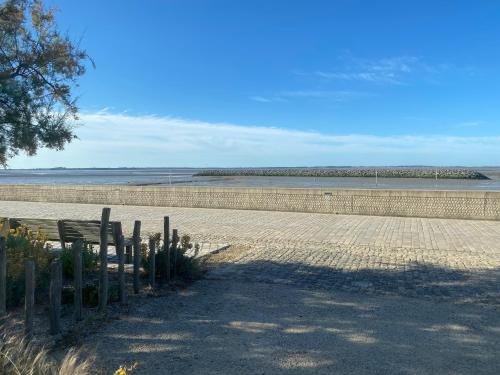 Quartier des Boucholeurs Maison | Châtelaillon-Plage, maison de pêcheur en front de mer