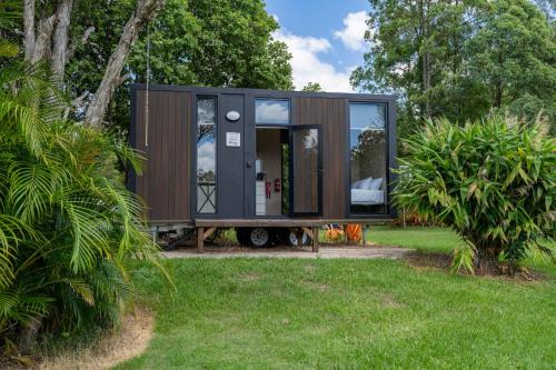 North Deep Creek Maison | Chain of Ponds Cottage by Tiny Away