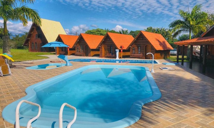 Poiares Cabine | Chalé Caiçara
