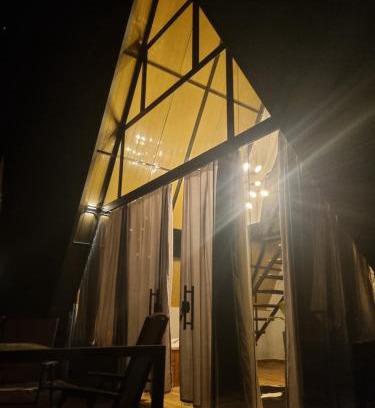 Imbituva Chalet De Ski | Chalé com hidro, lareira e café da manhã