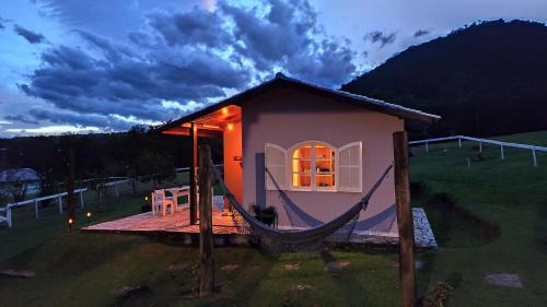 Engenheiro Passos Chalet De Ski | Chalé Vagalumes próximo a Penedo