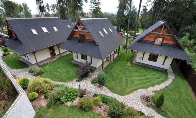 Velky Slavkov Maison | Chalúpka Bratov v resorte APLEND