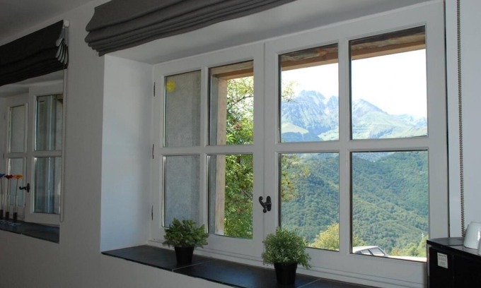 Ris Chalet De Ski | CHALET 10 pers PYRENEES loudenvielle BALNEA vallée du Louron