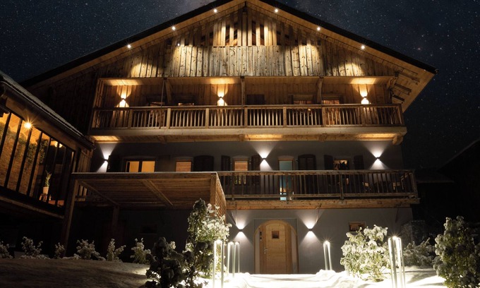 Le Petit-Bornand-les-Glieres Hôtel | Chalet 1703
