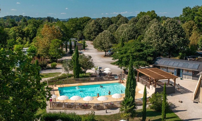 Navarrenx Chalet De Ski | Chalet 3 étoiles - Piscine - eehig0