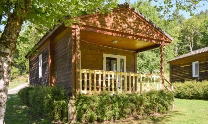 Correze Chalet De Ski | Chalet 3 étoiles - Piscine - eehihb