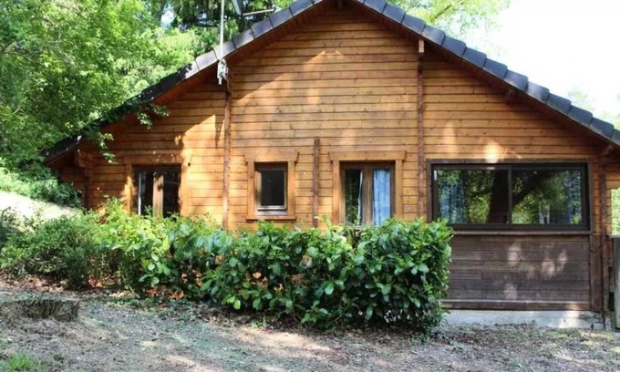 Correze Chalet De Ski | Chalet 3 étoiles - Piscine - eehihc