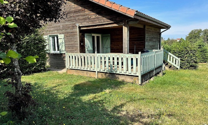 Saint-Mamet-la-Salvetat Maison | Location chalet à la ferme, avec piscine chauffée et sauna