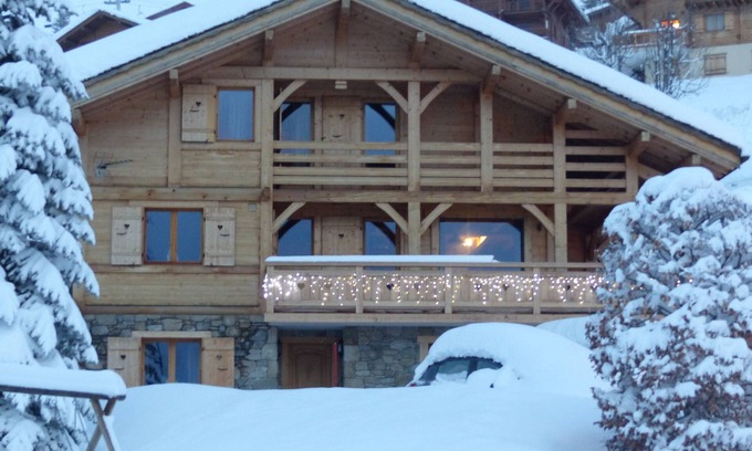 Le Chinaillon Chalet De Ski | Chalet chatillon 5 * gîte de charme Haute Savoie pieds des pistes avec jacuzzi