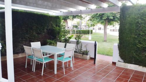 Islantilla Maison | Chalet Adosado con dos terrazas y piscina