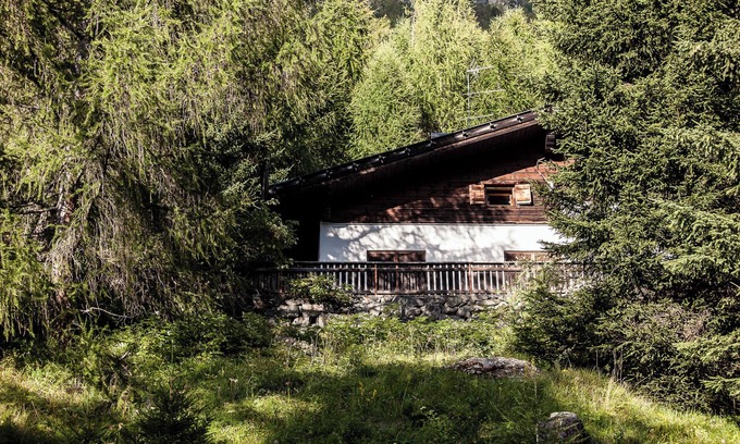 Curon Venosta Chalet De Ski | Chalet "Am Reschensee" avec vue sur le lac, terrasse privée et jardin privé