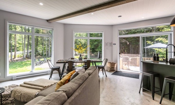 Chertsey Chalet De Ski | Chalet AuCalm | Spa | Lake access