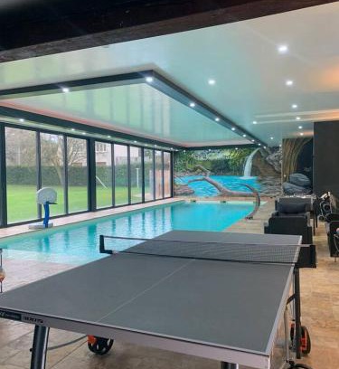 Clermont-Creans Chalet De Ski | Chalet authentique à Clermont-Créans avec piscine partagée