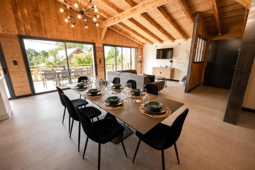 Le Frasnois Chalet De Ski | Chalet authentique - Au cœur des Quatre Lacs