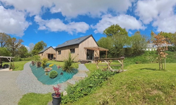 Gouezec Maison | Chalets avec spa privatif