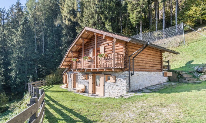 Primiero San Martino di Castrozza Maison | Chalet Baita Dani avec vue sur les montagnes, sauna, Wi-Fi et terrasse.