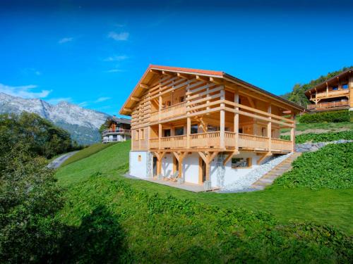 Champ-Laurent Chalet De Ski | Chalet Belle Cour - OVO Network