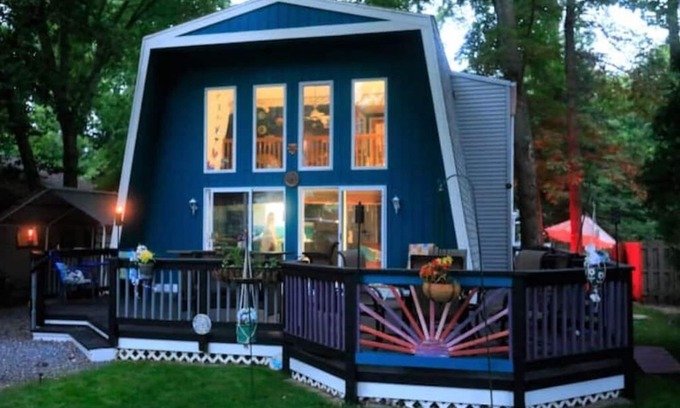 Rehoboth Beach Chalet De Ski | Chalet by the Bay Charming Beach Getaway