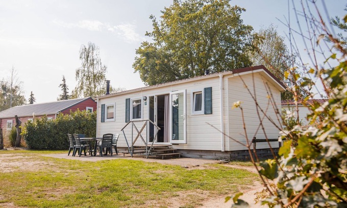 Leuken Chalet De Ski | Chalet au bord de l'eau à Leukermeer