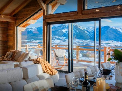 Font-Romeu-Odeillo-Via Chalet De Ski | Chalet Càlid - OVO Network