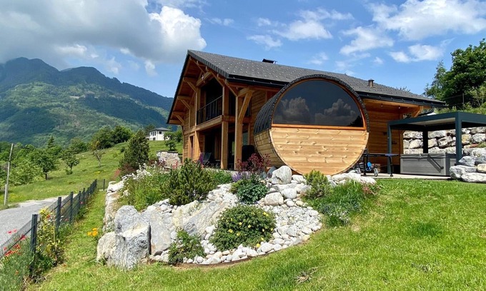 Thyez Chalet De Ski | Chalet avec vue sur les montagnes, jacuzzi et sauna