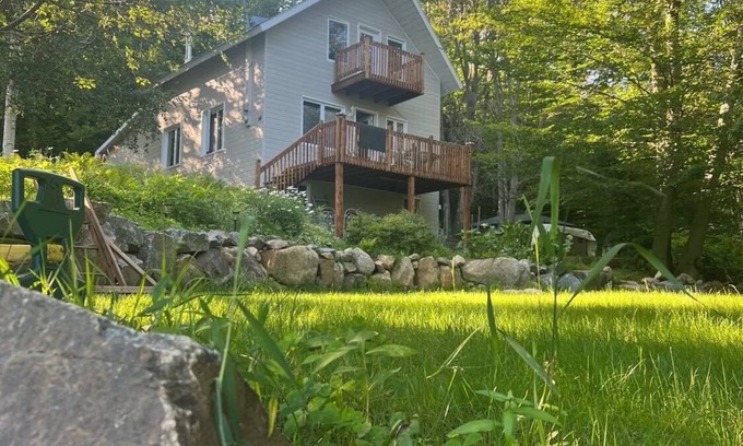 Saint-Gabriel-de-Brandon Chalet De Ski | Chalet à louer quatre saisons dans le cœur de la nature