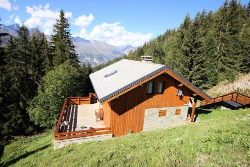 Vallandry Chalet De Ski | Chalet Camomille - Confortable chalet dans un quartier calme avec une vue imprenable sur la vallée et le Mont Blanc MAE-0967