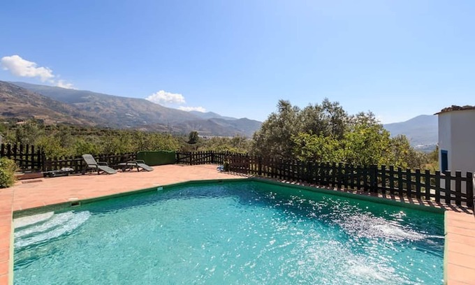 Orgiva Maison | Chalet 'Casita De La Huerta' with Mountain View, Shared Pool and Wi-Fi
