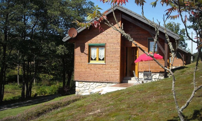 Saint-Genes-Champespe Chalet De Ski | Chalet au coeur du Parc des Volcans, proche du massif du Sancy