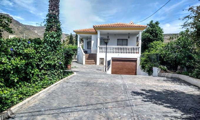 Nijar Maison | Chalet con piscina en Níjar