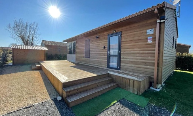 Vandre Chalet De Ski | Chalet cosy à 30min de la mer