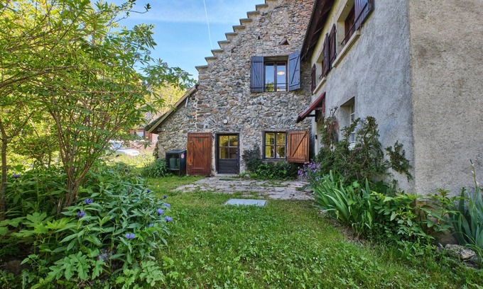 La Morte Chalet De Ski | Chalet 'De L'ulmjc De Grenoble' avec vue sur montagne et jardin privé