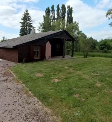 Saints-en-Puisaye Chalet De Ski | Chalet des Prés de la Fontaine