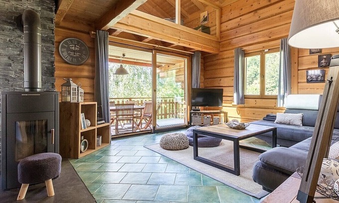 Queige Chalet De Ski | Chalet Dobeliou, Savoie Mont Blanc - Alpes du Nord, le Beaufortain commence ici!