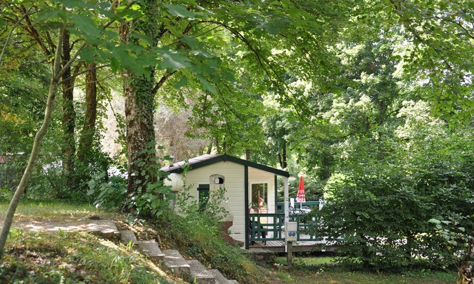 Payzac Chalet De Ski | Chalet 'Du Moulin Du Châtain 3' avec piscine partagée, terrasse privée et jardin partagé