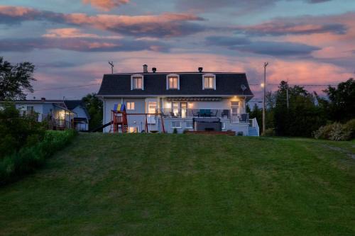 Pohenegamook Chalet De Ski | Chalet du Rivage