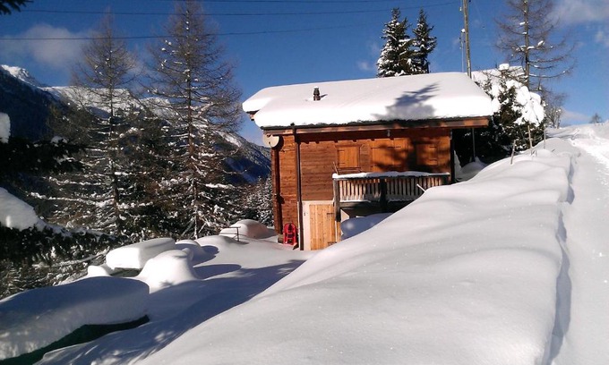Couta Chalet De Ski | Chalet Edelweiss