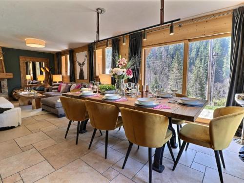 Morzine Chalet De Ski | Chalet Eveleen - Cocon cosy à Morzine, proche activités de montagne et télécabine de Nyon - FR-1-627-23