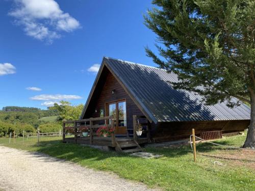 Le Vernet Maison | Chalet familial près de Vichy, terrasse, animaux acceptés - FR-1-489-274