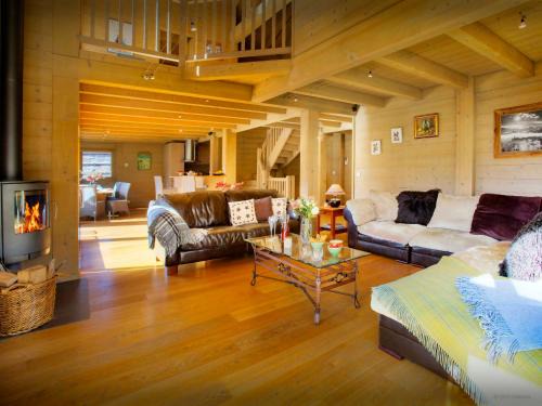 La Clusaz Chalet De Ski | Chalet Fernuy - OVO Network